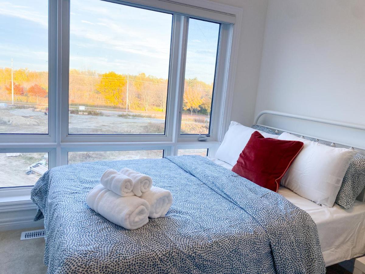 Elegant Rooms In Shared Townhouse Next To Beach Уитби Экстерьер фото